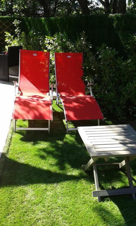 L'Amanderaie Piscine Privee A Cote De Lourmarin Luberon Lägenhet Cadenet Rum bild